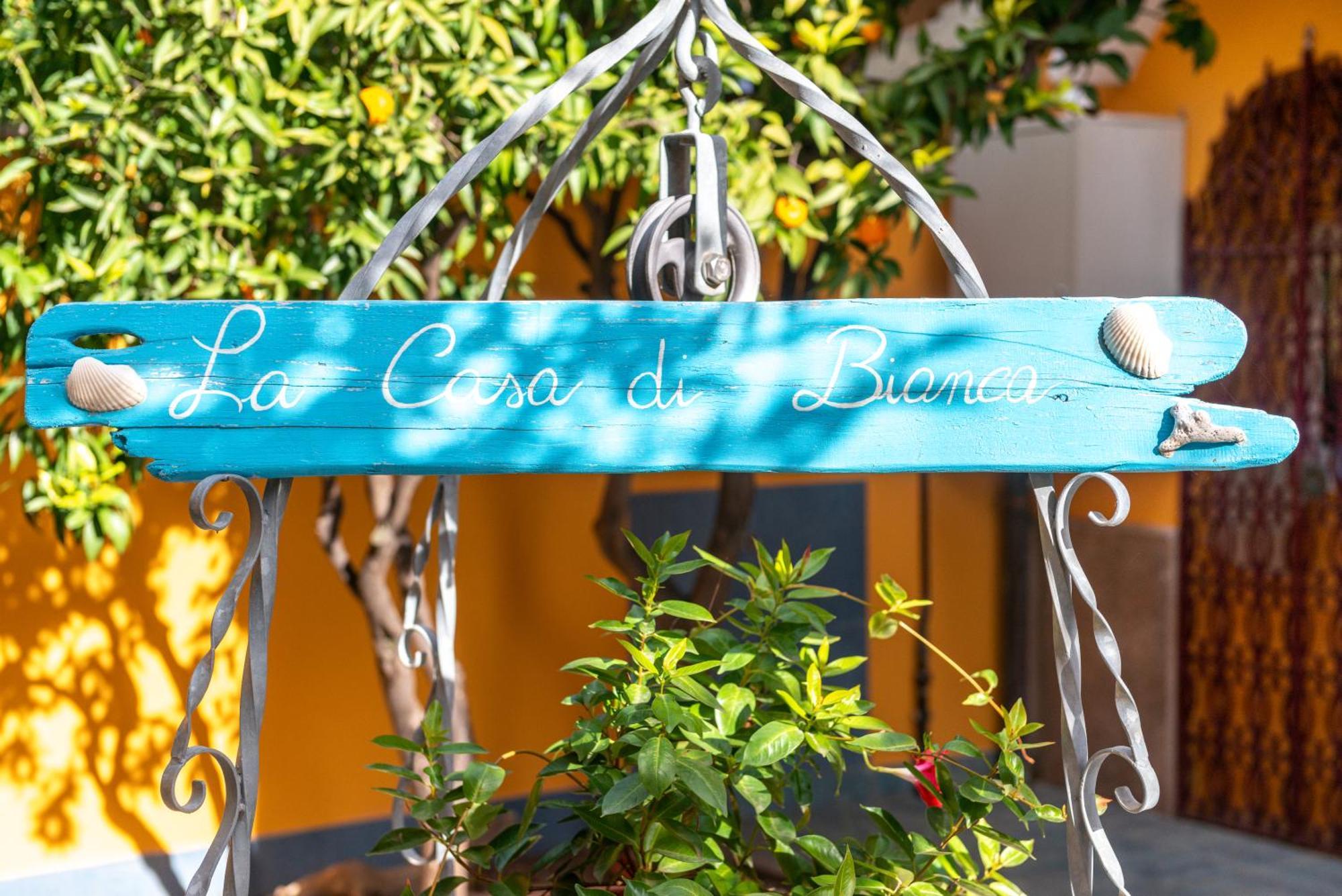 La Casa Di Bianca Bed & Breakfast Фолоника Екстериор снимка